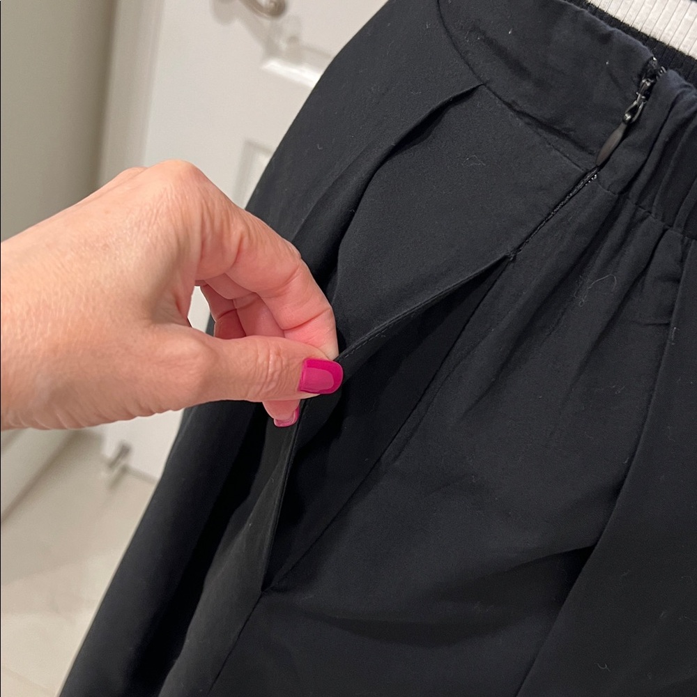 DKNY Elegant Black Full Skirt - Picture 4 of 7